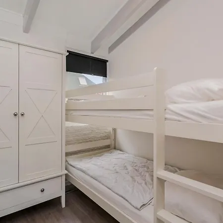 Toekomst 24 - - De Zeebries Not Intended For Company Or Work-related Ауддорп