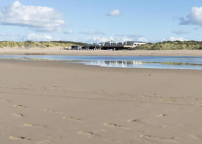 Toekomst 24 - - De Zeebries Not Intended For Company Or Work-related *